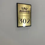 Augusto *