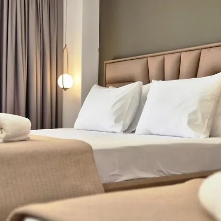 Augusto Hotel Sarandë