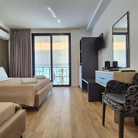 Hotel Augusto Sarandë