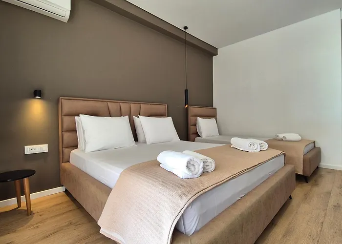 Augusto Hotel
