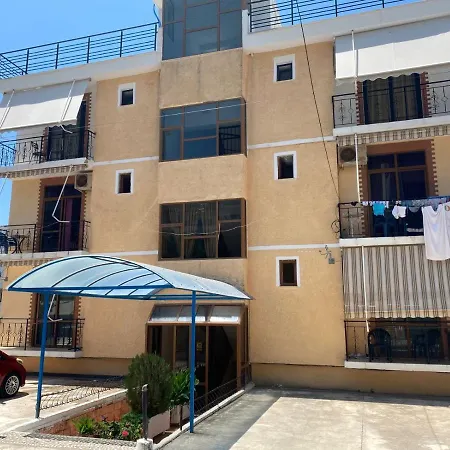Hotel Augusto Sarande