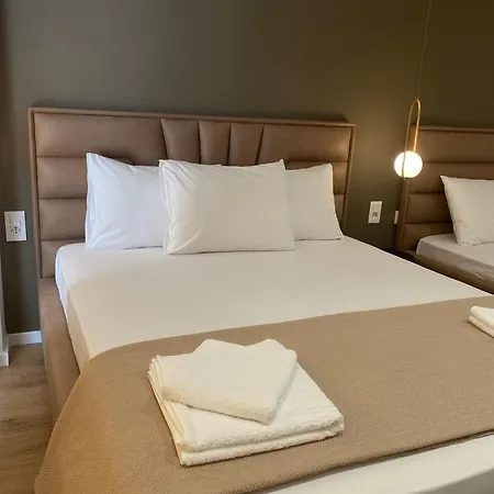 Hotel Augusto