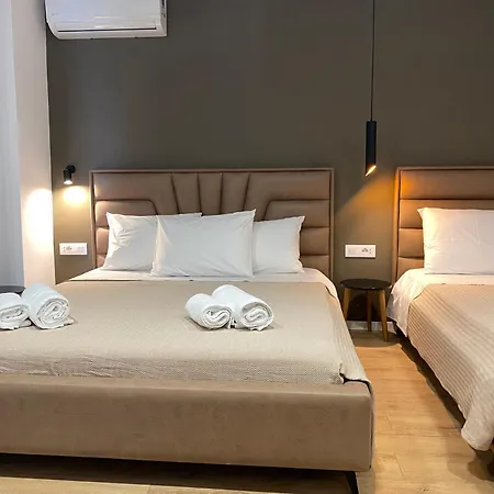 Augusto Hotel
