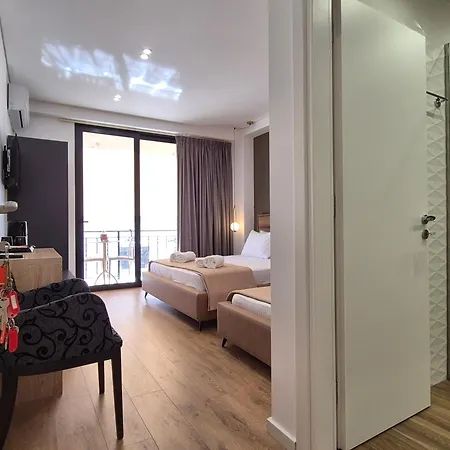 Augusto Hotel